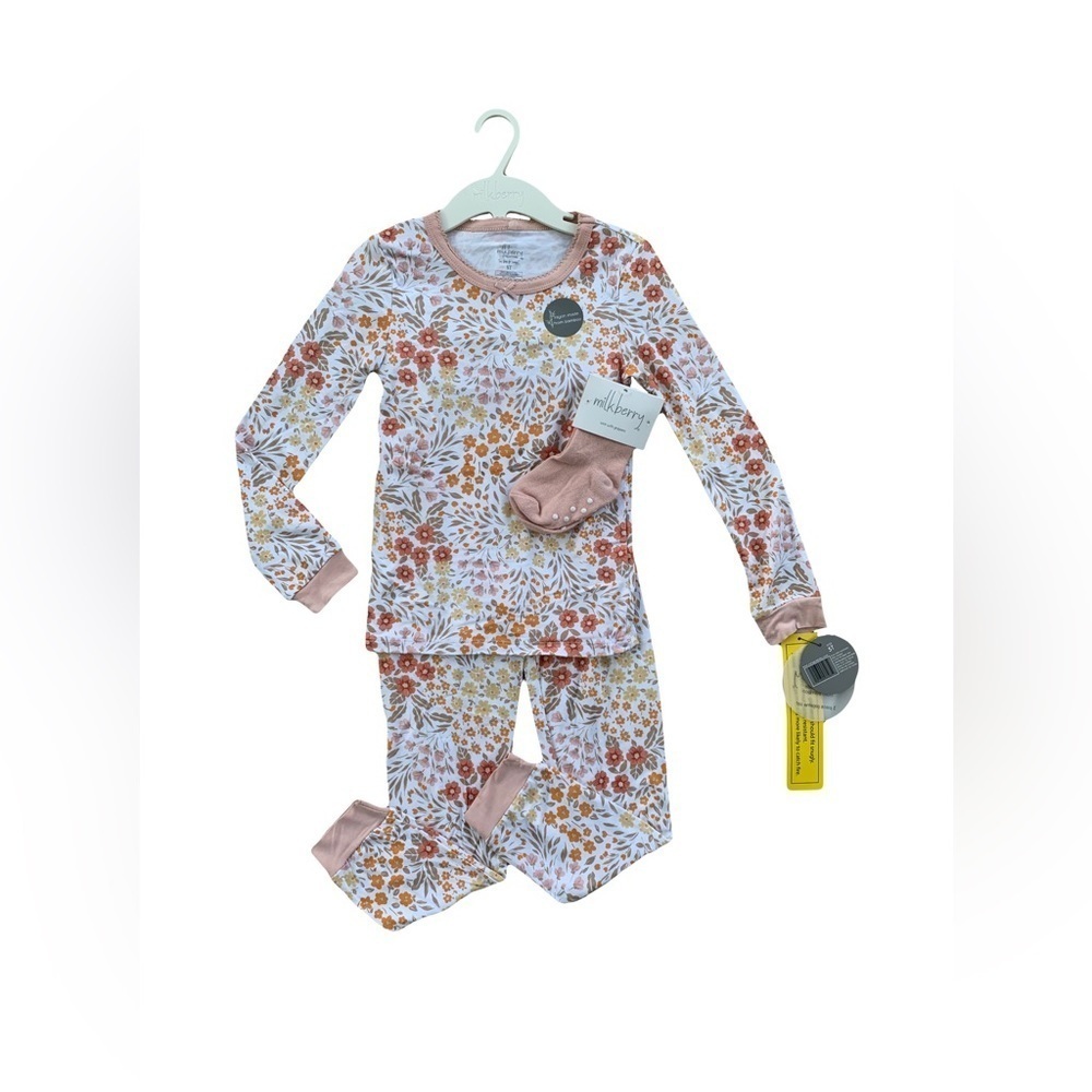 Milkberry NWT Size 5T Flower Print Bamboo Two Piece Pajamas